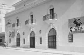 Cine Albéniz. Noviembre de 1952. Málaga, España. 01