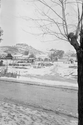 Málaga nevada. En el entorno del Hospital Carlos Haya. Febrero de 1954. España-02
