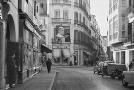 Málaga. Calle Calderería. Calle Granada. Plaza del Carbón. Febrero de 1964. Málaga, España