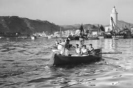 Regatas en el Puerto. Hacia 1940. Málaga, España