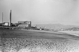 Playas de San Andrés. Industrias. Octubre de 1954. Málaga, España.