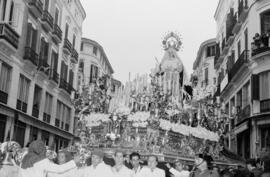 Semana Santa de Málaga. María Santísima del Amparo (Pollinica). Domingo de Ramos. Marzo de 1959. ...