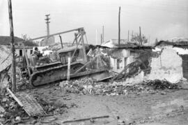 Derribo viviendas. Arroyo de El Cuarto tras las inundaciones de 4 de diciembre de 1958. Diciembre...
