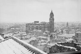 Málaga nevada. Vistas desde la Alcazaba. Febrero de 1954. España-01