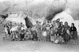 Viviendas cueva. 1952-08, agosto. Málaga, España.
