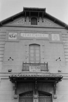 Edificio de Italcable (se vende), barrio de El Perchel. 1974, febrero. Málaga, España.