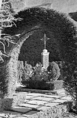 Jardines de Puerta Oscura. Enero de 1954. Málaga. España.