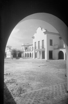 Casa Cuna en el Arroyo de los Ángeles. Construcción. 1954, mayo. Málaga, España.
