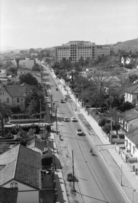 Avenida Carlos Haya. Marzo de 1964. Málaga, España.