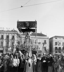 Semana Santa de Málaga. Nuestra Señora del Mayor Dolor (Fusionadas). Hacia 1935. España.