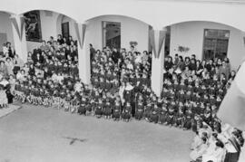 Colegio de Gamarra. Fiesta en honor de la reverenda Madre Provincial. Marzo de 1954. Málaga. España.