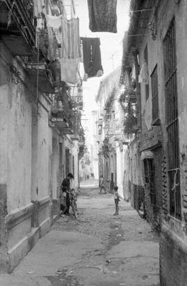 Calle Barragán, barrio de El Perchel. 1971. Málaga, España.