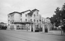 Hotel Caleta una vez reconvertido en el Sanatorio 18 de julio. Hacia 1943. Málaga, España-03