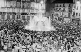 Plaza de la Constitución. Fuente de las Gitanillas. Inauguración. Julio de 1960. Málaga, España.