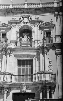 Fachada del Palacio Episcopal. Agosto de 1954. Málaga. España.