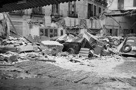 Málaga nevada. Destrozos en la calle. Febrero de 1954. España