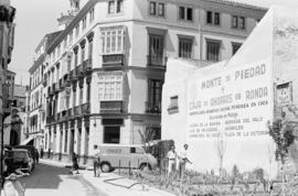 Calle Comedias, esquina calle Nosquera. Al fondo, iglesia de los Mártires. 1959, julio. Málaga, E...