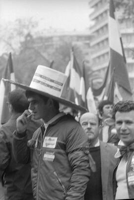 Manifestación por la autonomía de Andalucía. 1977-12-04. Málaga, España. 1.1: Preparativos.