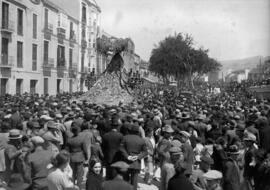 Semana Santa de Málaga. María Santísima de la Esperanza en Pasillo de Santo Domingo. 1931. España-01