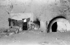 Viviendas cueva. 1952-08, agosto. Málaga, España.