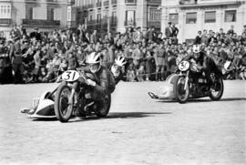 Carrera de sidecars del IX Gran Premio Motociclista de Invierno de Málaga. Febrero de 1958. Málag...