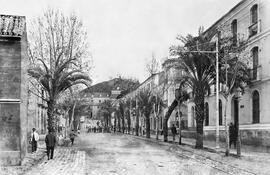 Calle Compás de la Victoria. Hacia 1910. Málaga, España. Fondo Thomas-Andalucía - 01