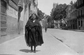 Retrato de señora. Hacia 1920. Málaga, España.