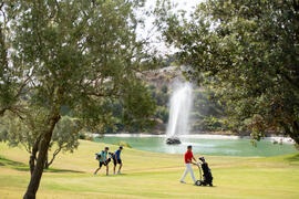 Golfistas en el campo. Campeonato Europeo de Golf Universitario en Antequera Golf. Antequera. Jun...
