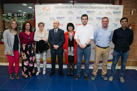 Foto de grupo. Inauguración de la exposición "Málaga en el Objetivo". Complejo Polidepo...
