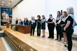 Coro Oficial de la UMA. Graduación y clausura del curso del Aula de Mayores de la Universidad de ...