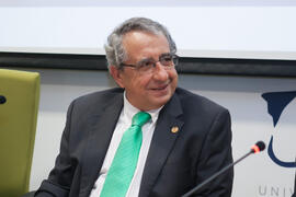 José Ángel Narváez. XI Reunión Anual de Vicerrectores de Administración y Finanzas. Edificio del ...