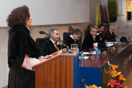 Pilar Aranda en la imposición de la Medalla de Oro de la Universidad de Málaga a la Universidad d...