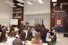Intervención de un alumno del CIE-UMA en su graduación el Día del Español. Centro Internacional d...