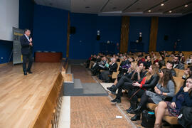 Presentación de la conferencia de Josef Ajram "¿Dónde está el límite?". Seminario &quot...