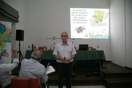 Conferencia de Desiderio Vaquerizo en el curso "El aceite de oliva, salud, cultura y riqueza...