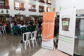Encuentro "Café con Ciencia". Facultad de Educación y Psicología. Noviembre de 2013