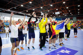Jugadores celebran su victoria. Partido Corea del Sur - Rumanía. Categoría masculina. Campeonato ...