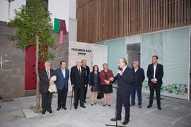 Intervención de Francisco de la Torre. Inauguración de la plaza Pintor Eugenio Chicano. Málaga. N...
