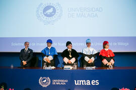 Mesa presidencial. Investidura de nuevos doctores por la Universidad de Málaga. Paraninfo. Enero ...