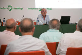 Conferencia de Fernando López Segura. Curso "El aceite de oliva, salud, cultura y riqueza de...