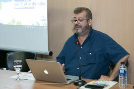 Julio Fraga pronuncia su conferencia "Andalucía en el teatro: del sentimiento trágico a la c...