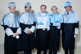 Retrato de grupo previo a la investidura de Antonio Soler como Doctor "Honoris Causa" p...