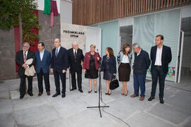 Foto de grupo. Inauguración de la plaza Pintor Eugenio Chicano. Málaga. Noviembre de 2016