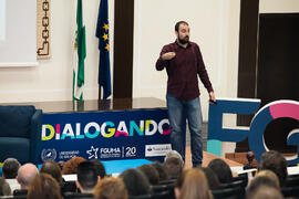 Aitor Sánchez en su conferencia "Dialogando para desmontar mitos sobre nutrición". Facu...