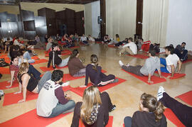 Taller de Yoga. 2º Congreso Internacional de Actividad Físico-Deportiva para Mayores de la Univer...