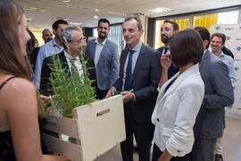 Visita de Pedro Duque, ministro de Ciencia, Innovación y Universidades, al edificio The Green Ray...