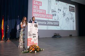 María Guerrero y Guillermo Villalobos presentan la Gala del Deporte Universitario 2017. Escuela T...