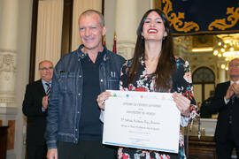 Entrega del premio al Mejor Trabajo Fin de Grado a Nélida Victoria Díaz Romero. II Premios de Inv...