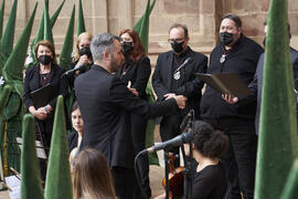 Santiago Otero dirige la Orquesta Málaga Camerata. Acto de la Hermandad de los Estudiantes en la ...