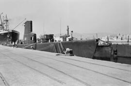 Puerto de Málaga. Submarinos de la Armada Española. Agosto de 1963